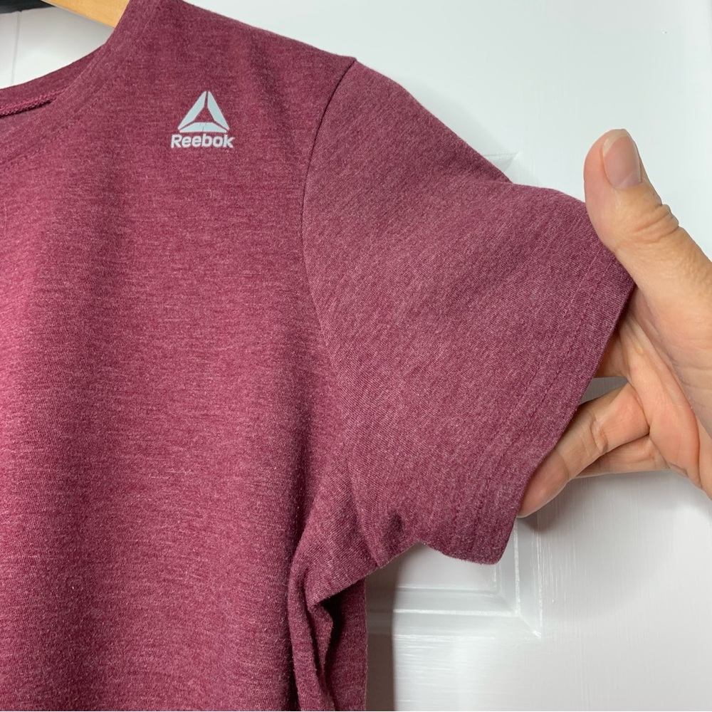 Reebok Maroon Classic T-Shirt Front Logo Women’s Size US M - Picture 4 of 7